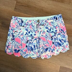 Like New Lilly Pulitzer Buttercup Women's Shorts - Pink and Blue